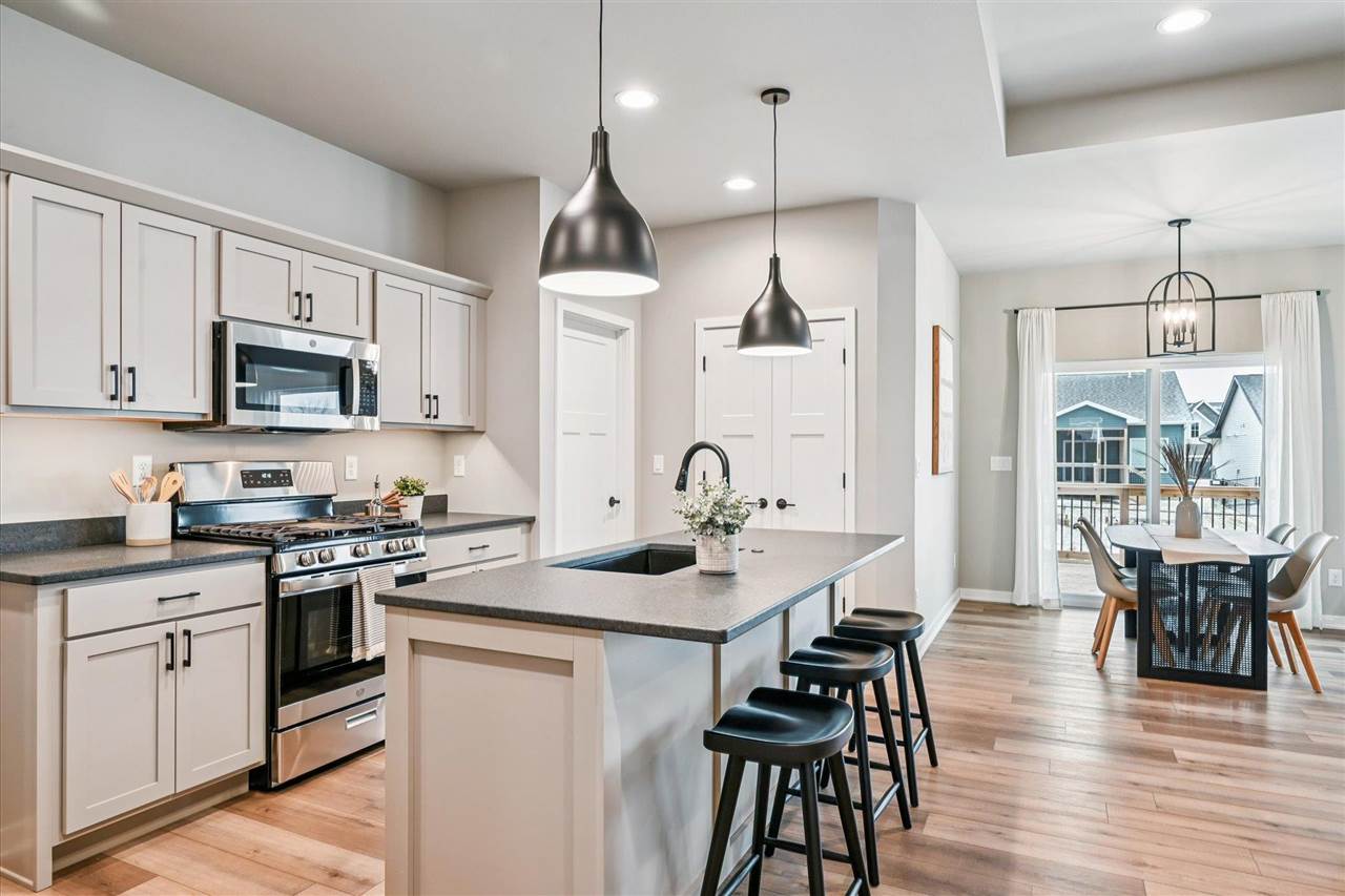 Tallgrass Trl, Solon, IA, 52333