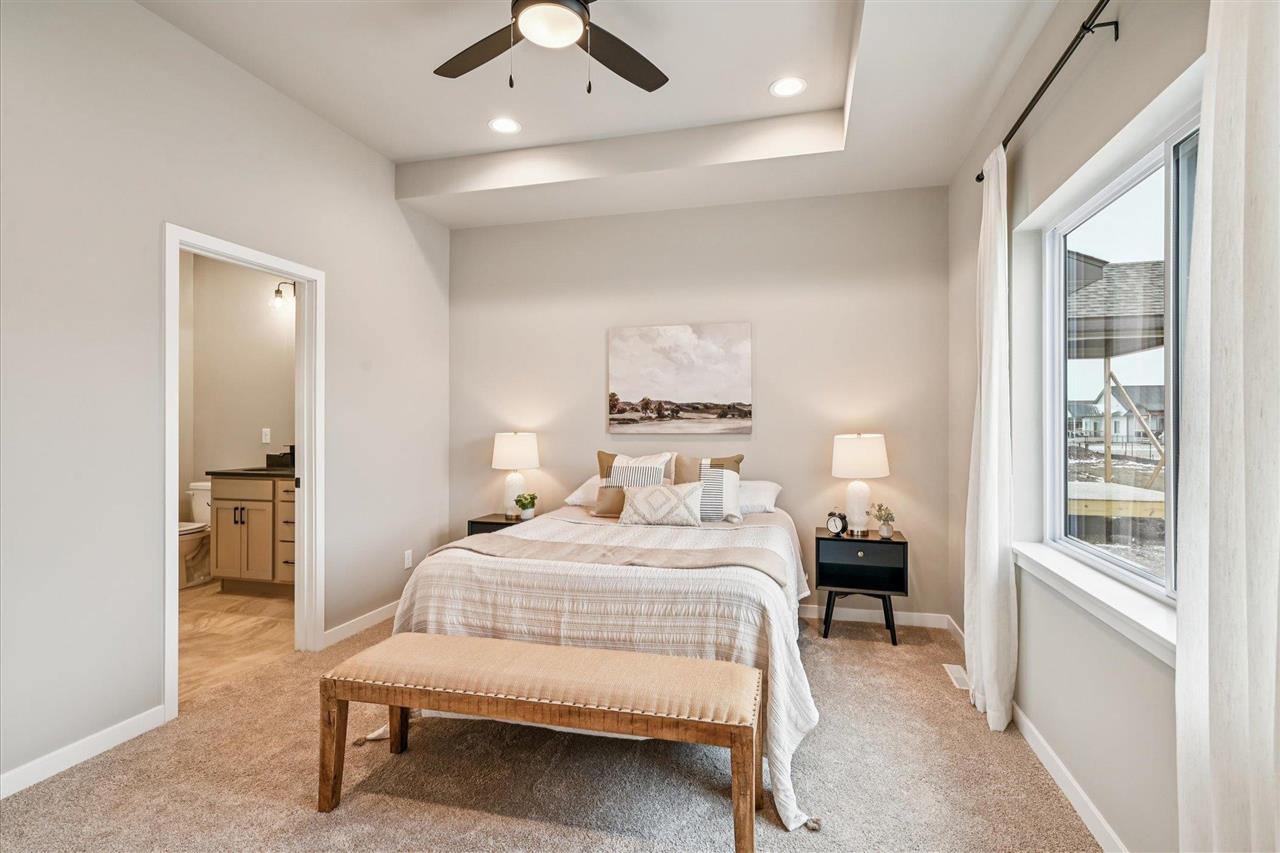 Tallgrass Trl, Solon, IA, 52333