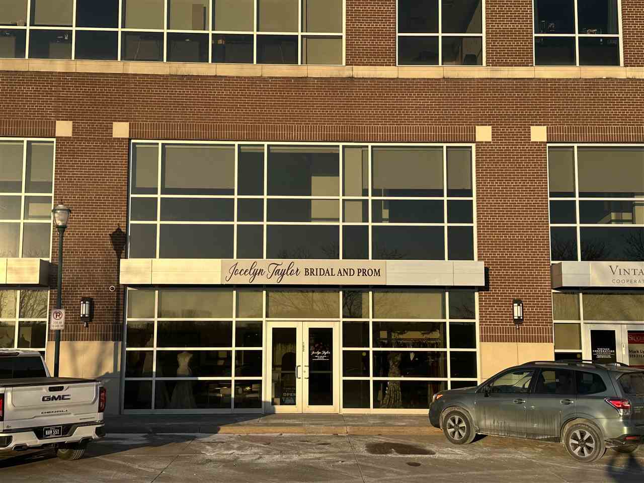 1303 5th St #102 & 103 Coralville IA 52241