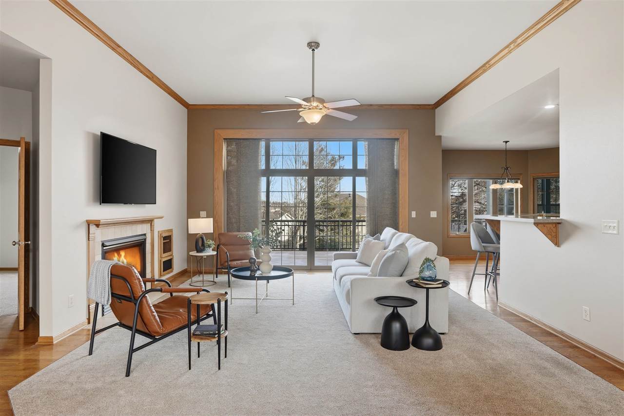 High View Rd, Coralville, IA, 52241