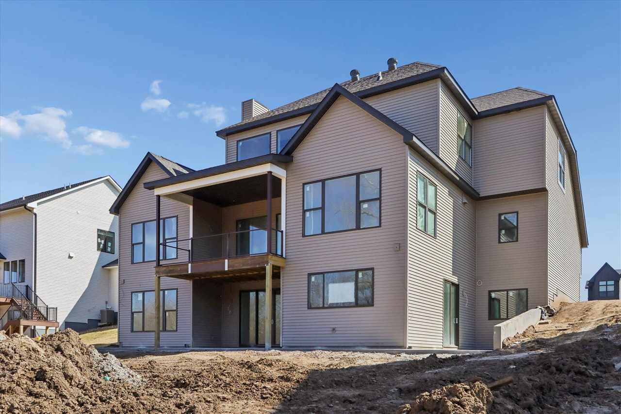 Macbride Trl, Solon, IA, 52333