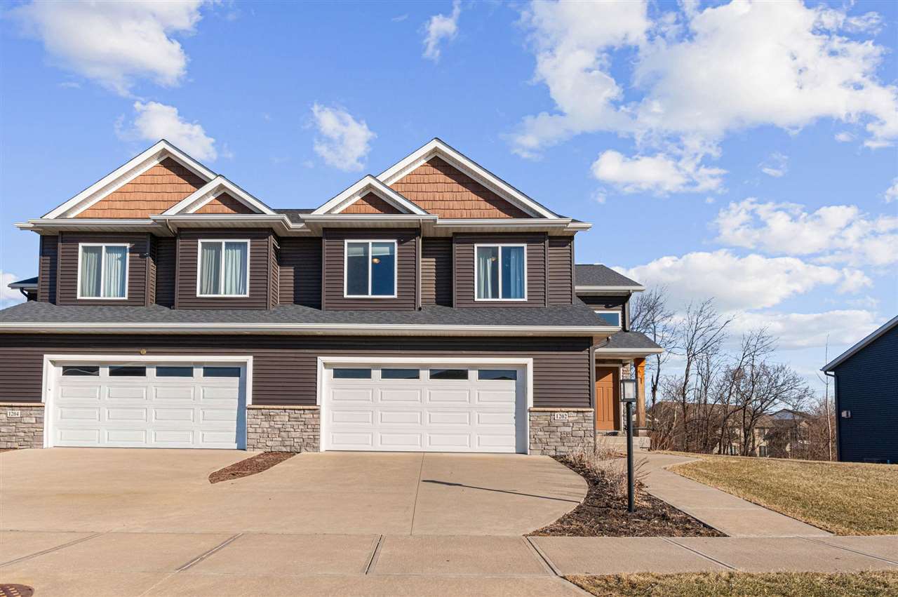 Croell Ave, Tiffin, IA, 52340