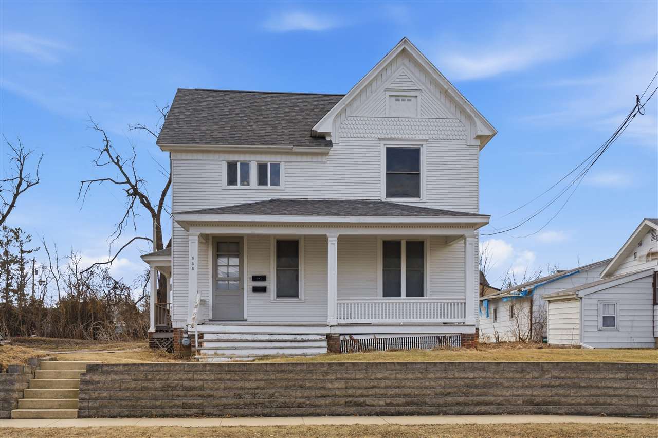Property Photo 1