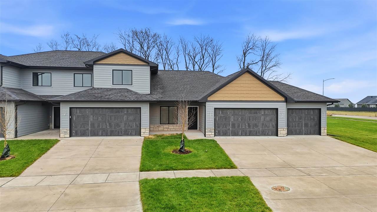 Croell Ave, Tiffin, IA, 52340