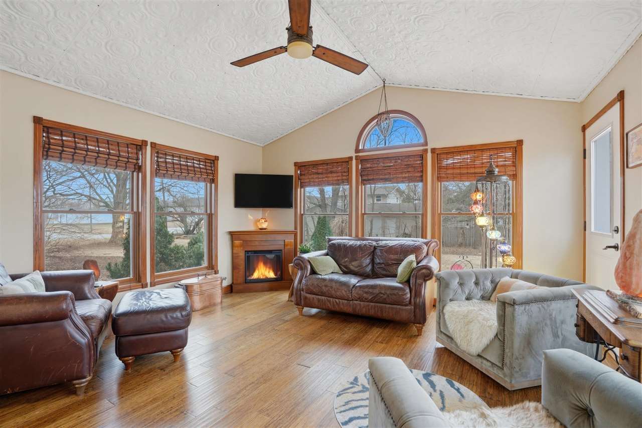 Property Photo 25