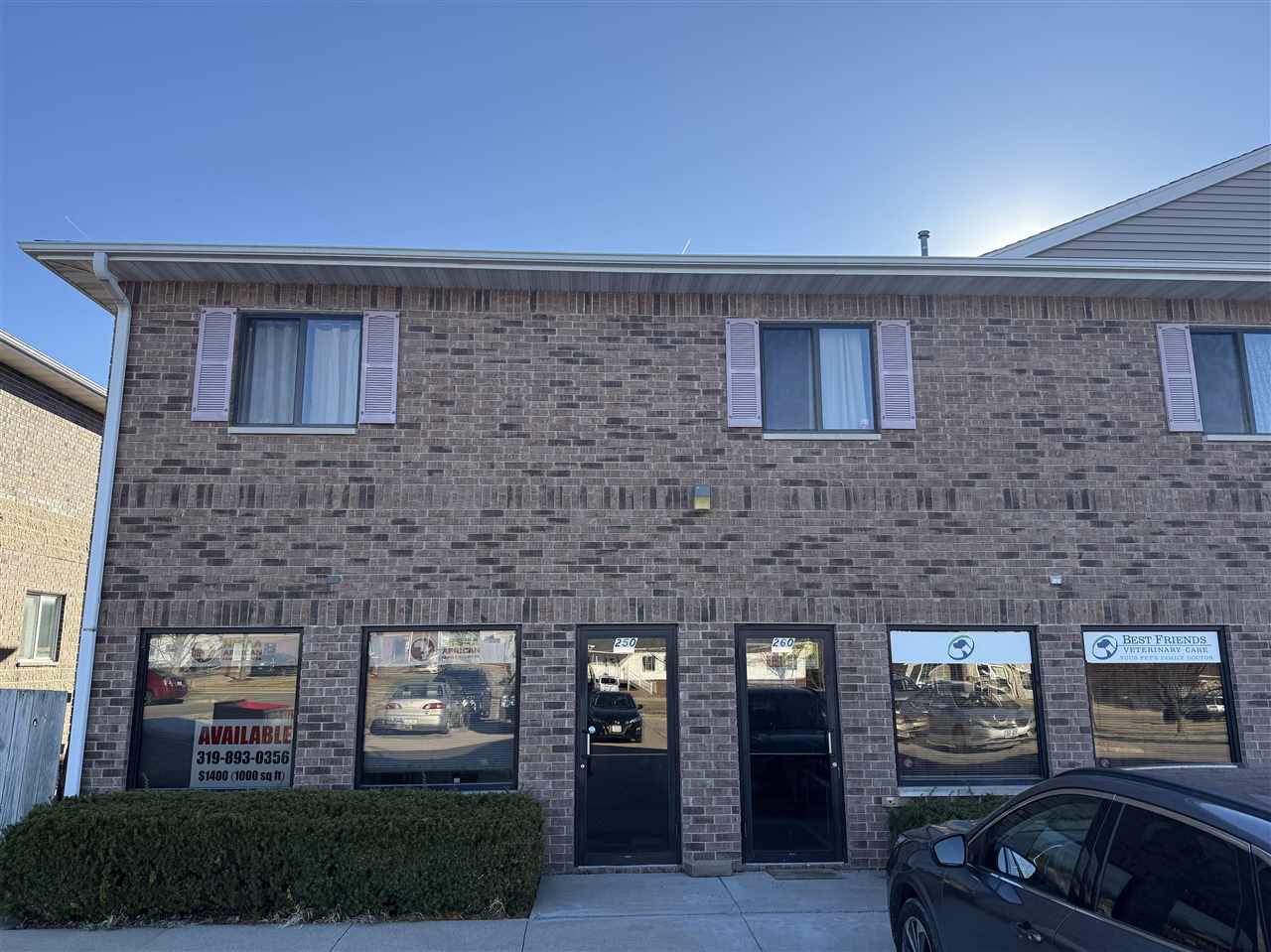 250 Scott Ct IowaCity IA 52245