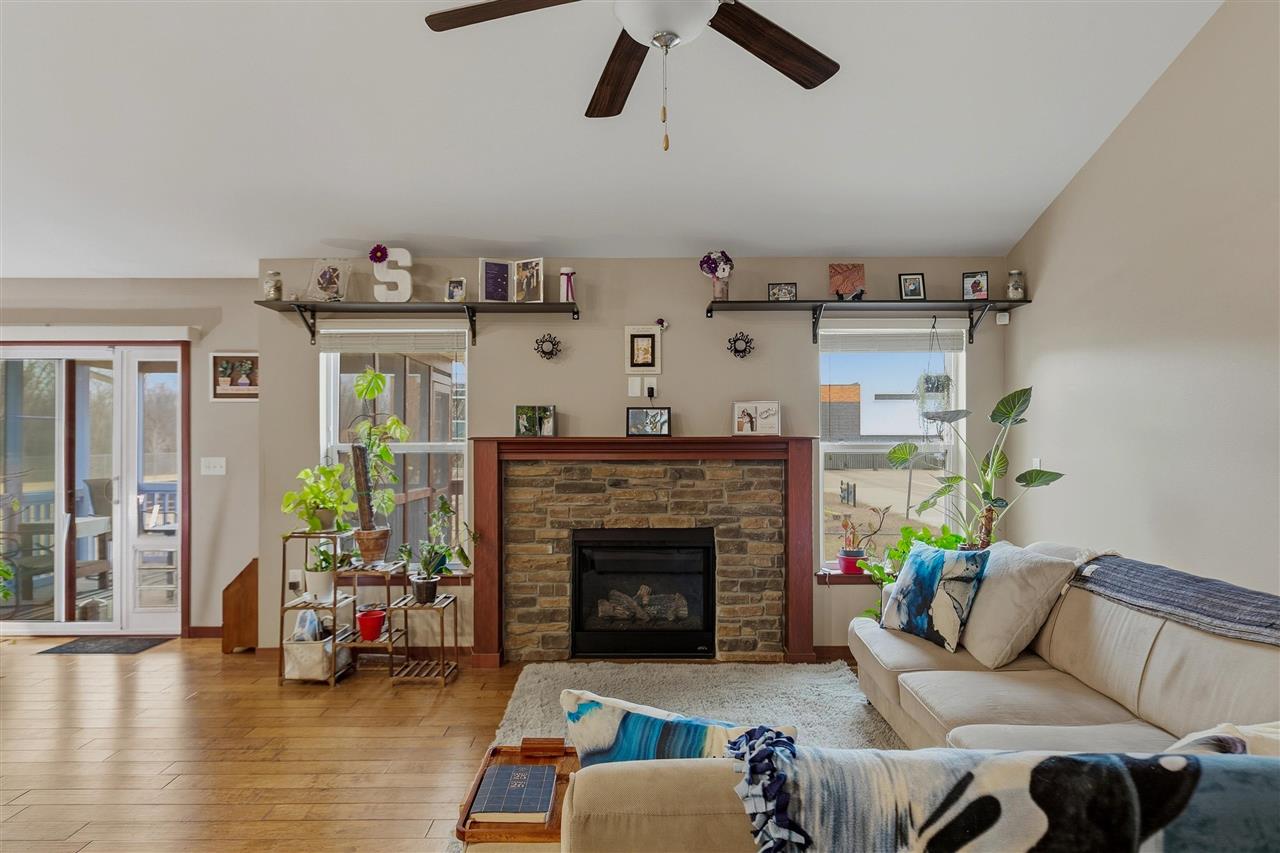 Ryan Cir, Coralville, IA, 52241