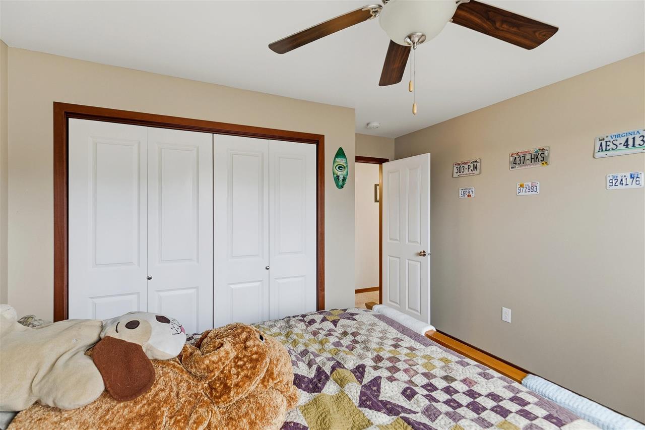 Ryan Cir, Coralville, IA, 52241