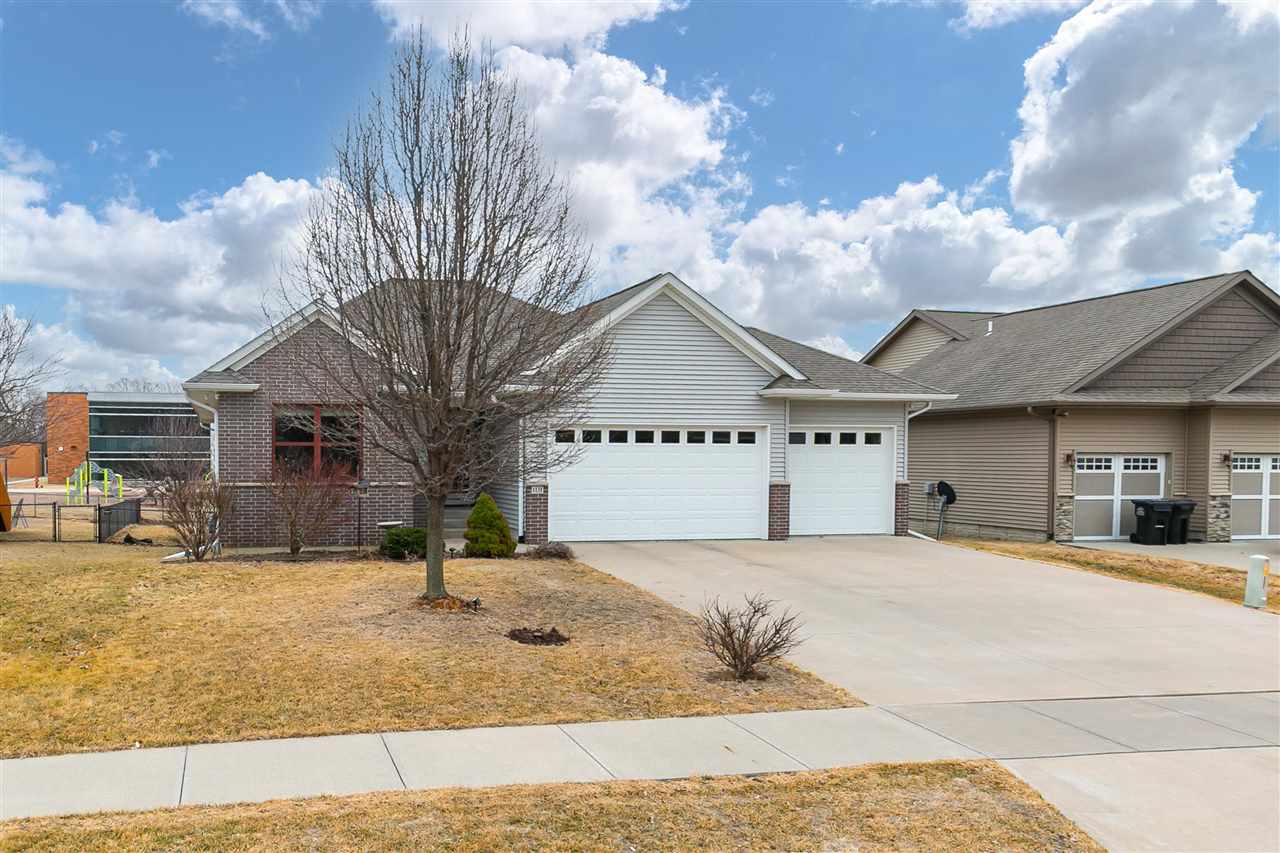 Ryan Cir, Coralville, IA, 52241