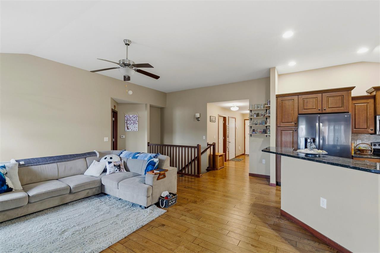 Ryan Cir, Coralville, IA, 52241