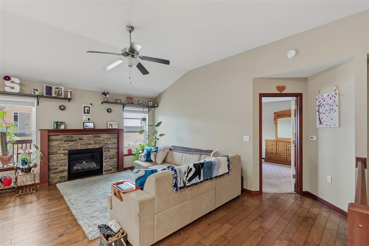 Ryan Cir, Coralville, IA, 52241