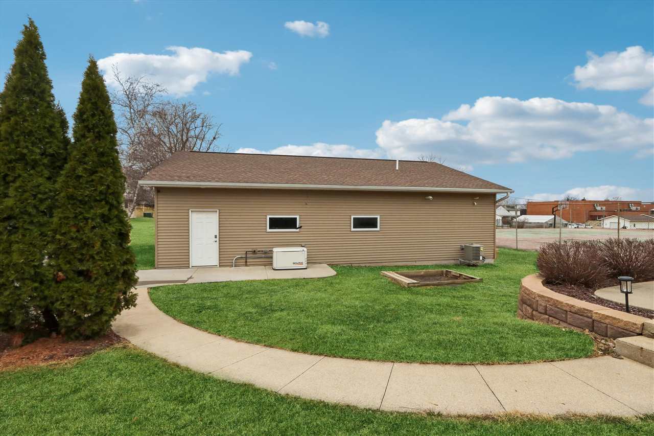 Property Photo 23