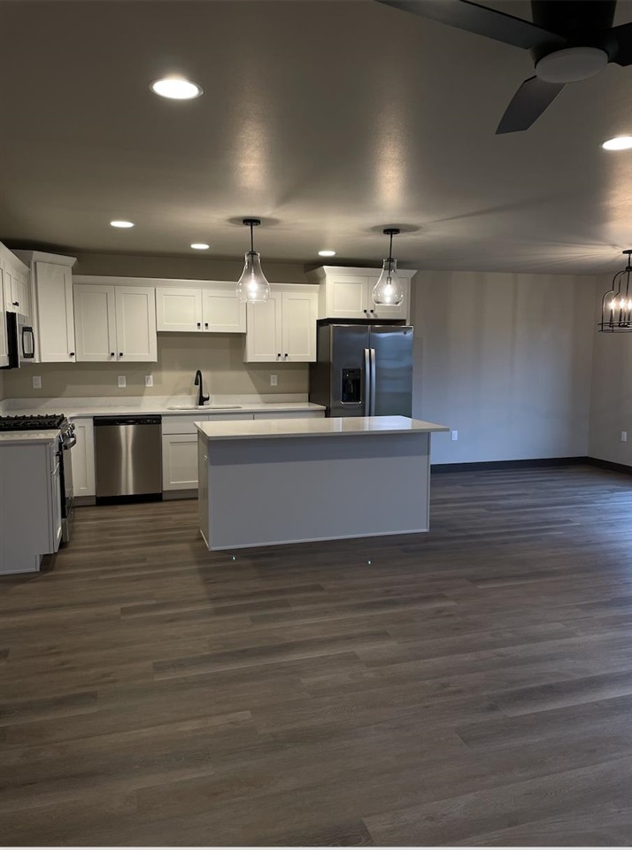 Armands Ln, Tiffin, IA, 52340