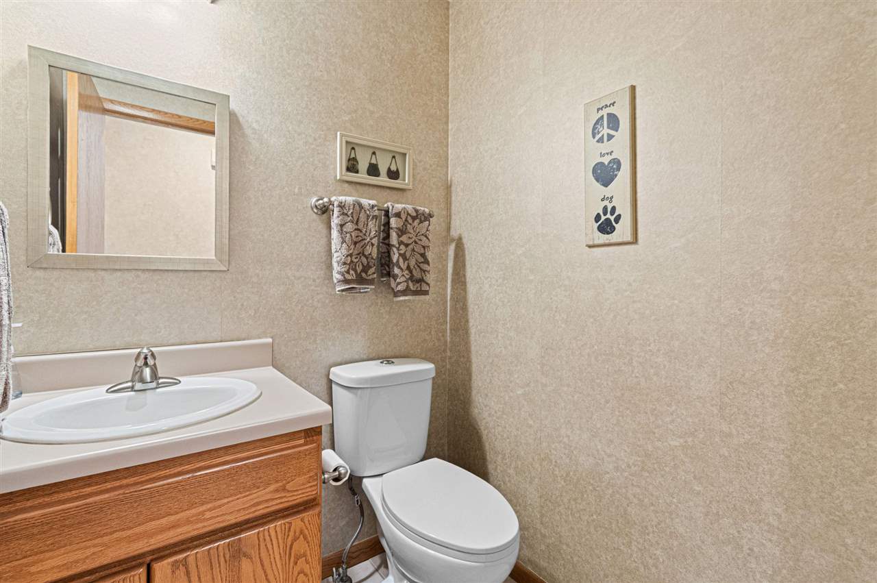 Red Oak Dr, Coralville, IA, 52241