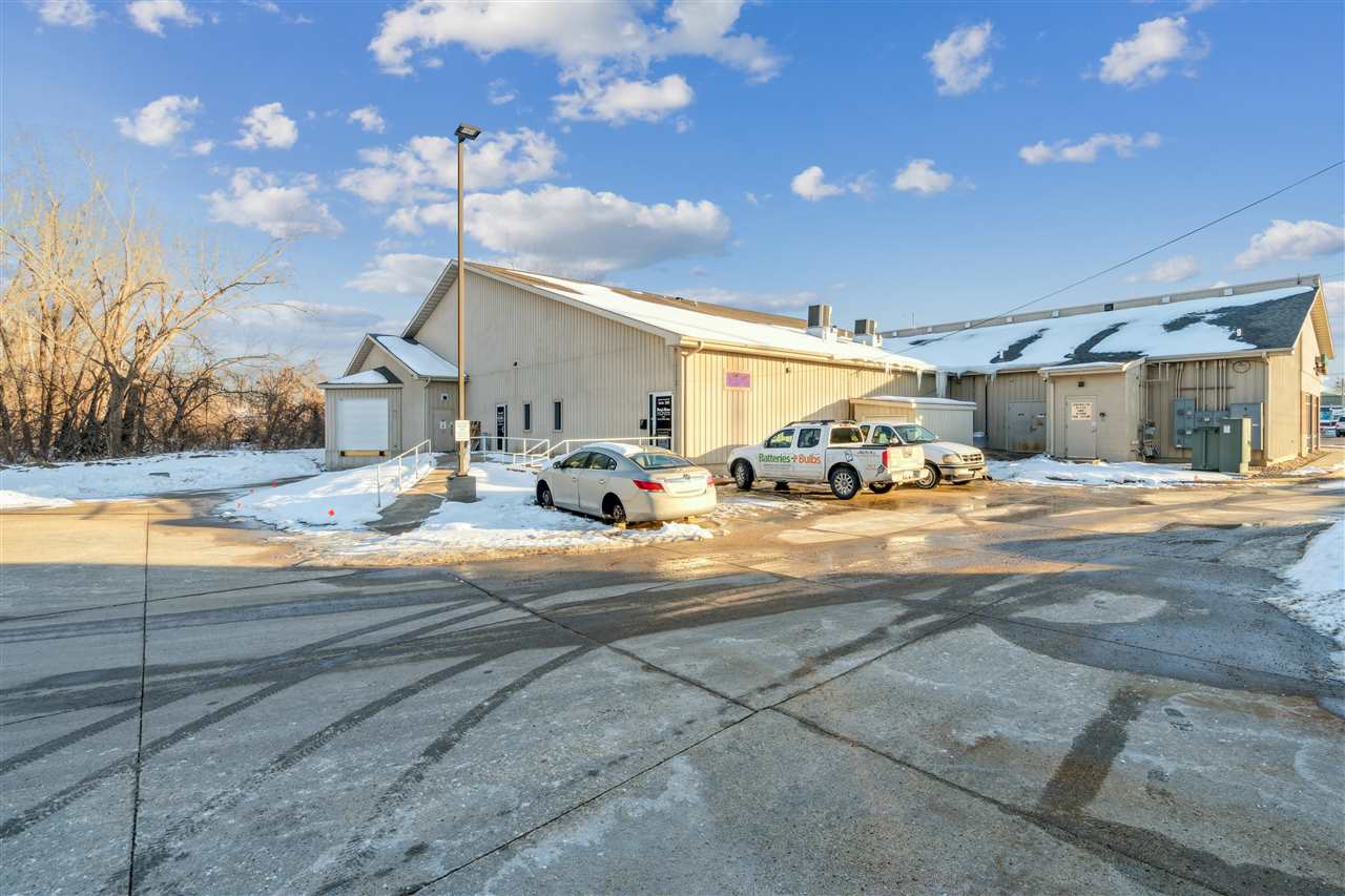 266 Blairs Ferry Rd NE ##200 CedarRapids IA 52402