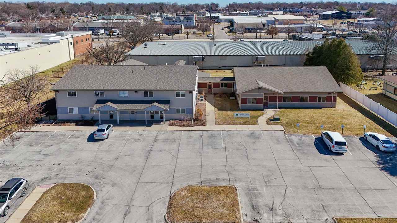 1916 Waterfront Dr IowaCity IA 52240