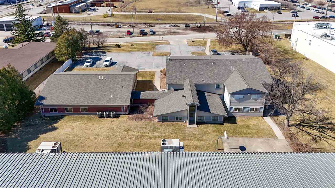 1916 Waterfront Dr IowaCity IA 52240