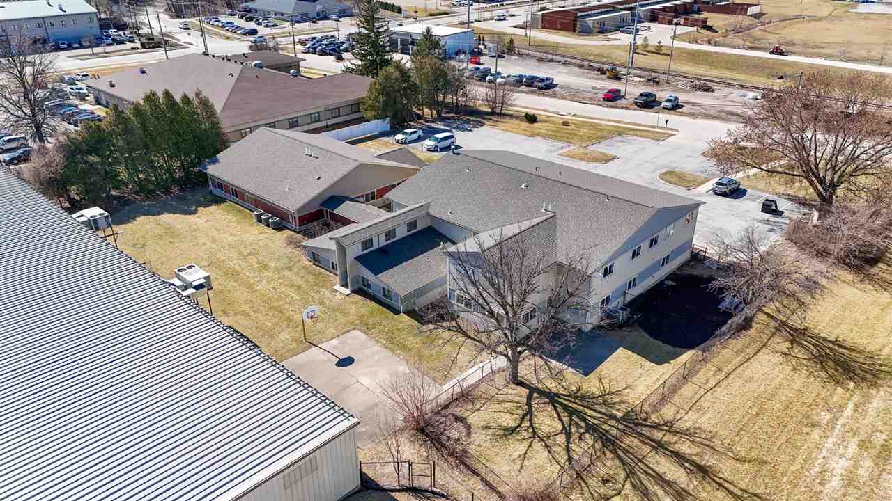 1916 Waterfront Dr IowaCity IA 52240