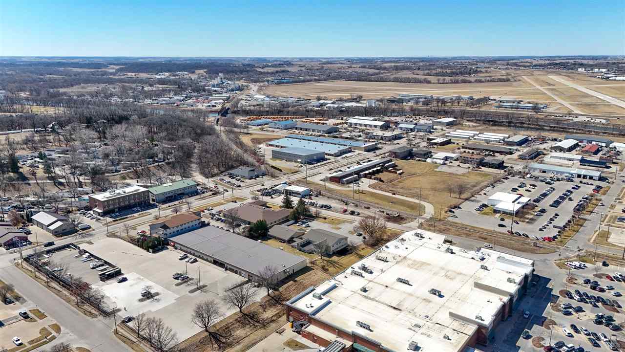 1916 Waterfront Dr IowaCity IA 52240