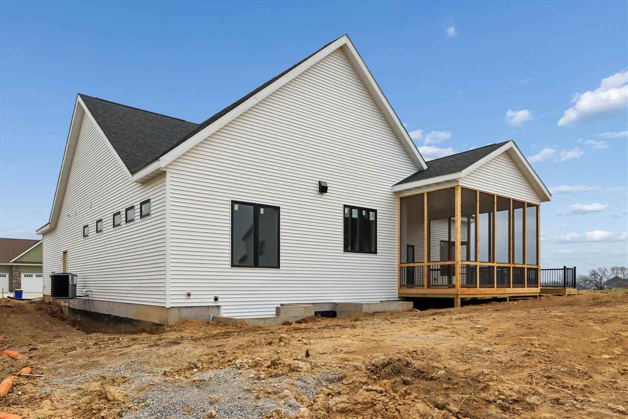 Green Oak Pass, Tiffin, IA, 52340