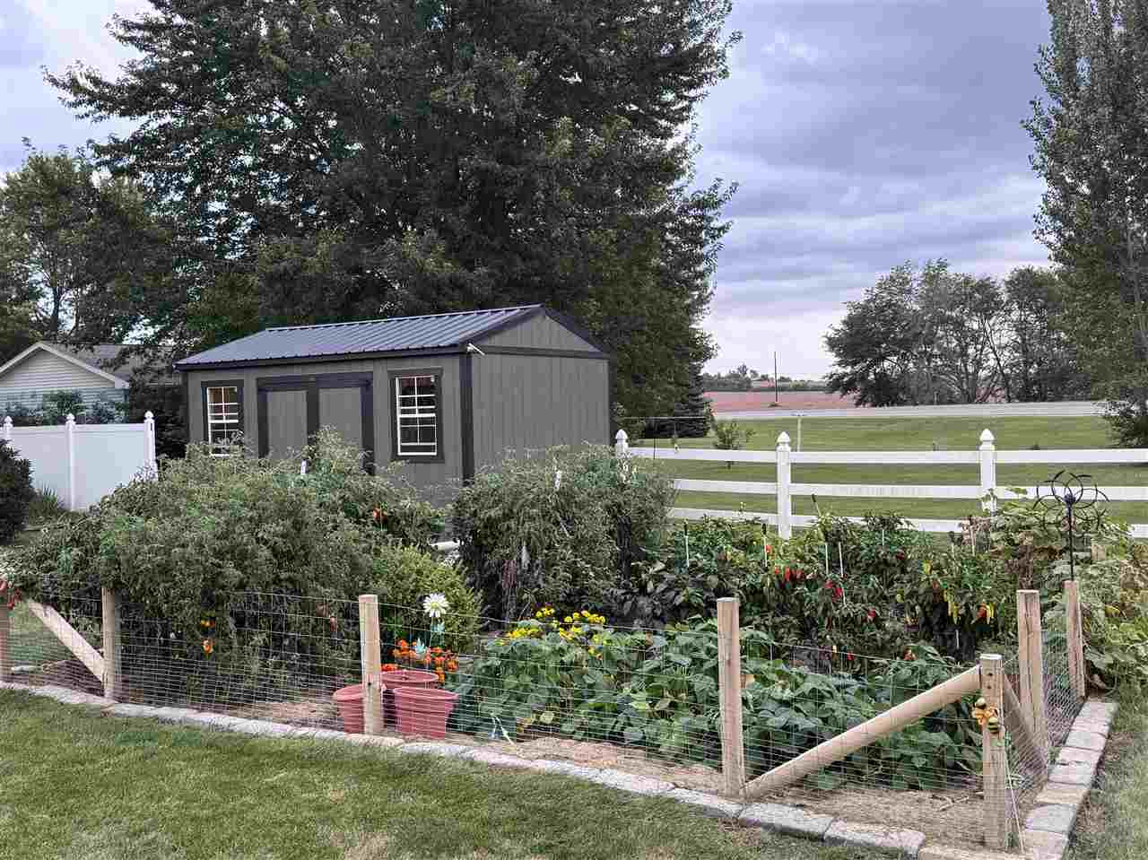Property Photo 26