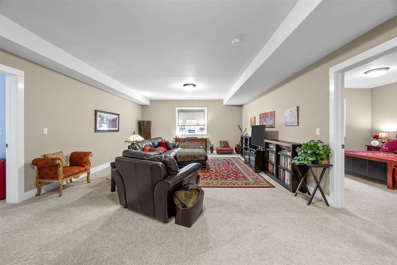 Property Photo 64
