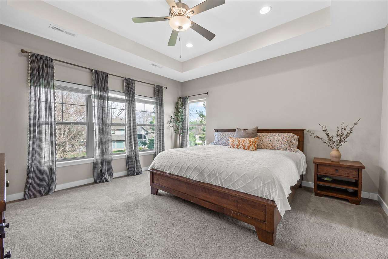 Highland Park Ave, Coralville, IA, 52241