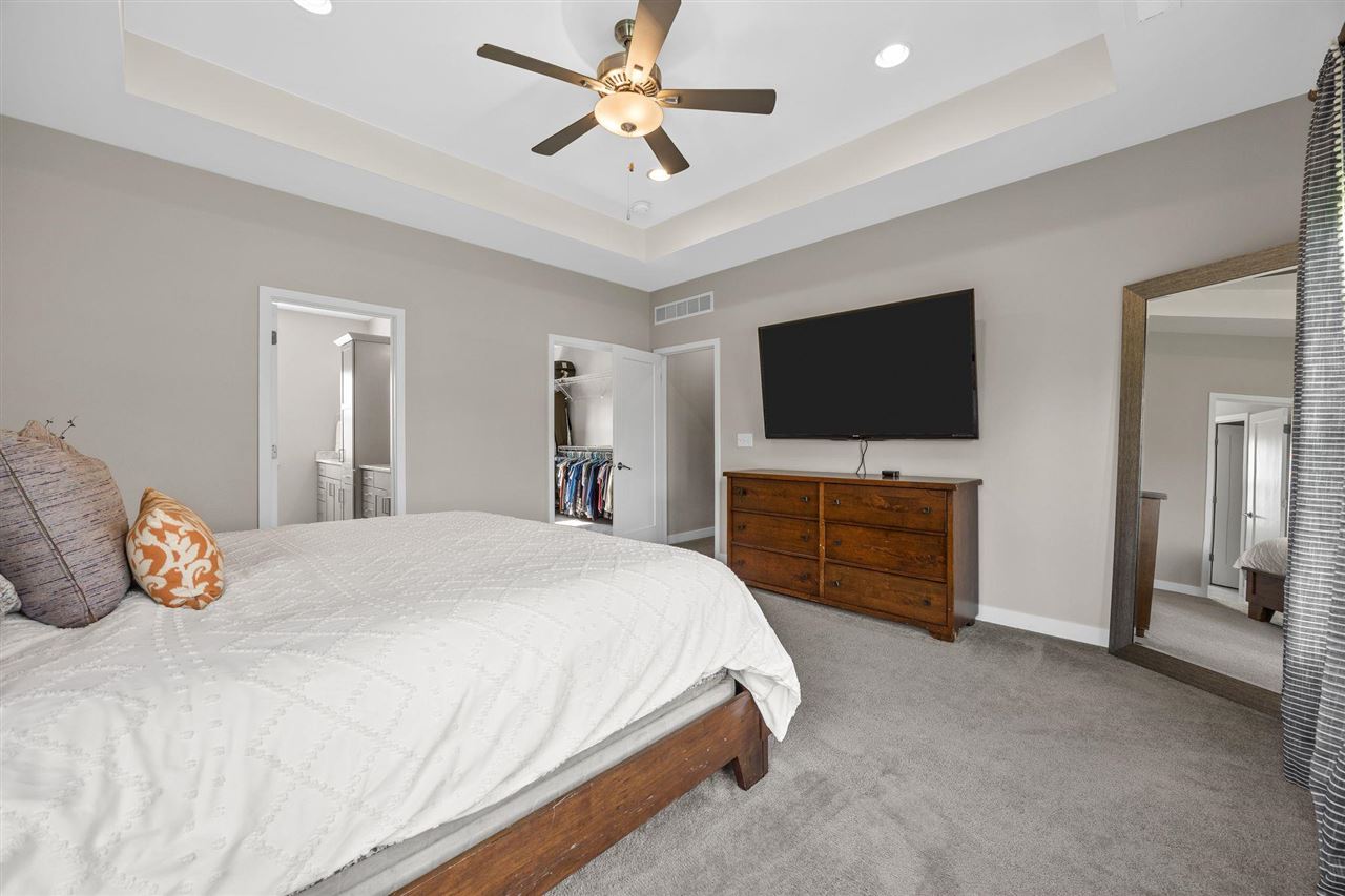 Highland Park Ave, Coralville, IA, 52241