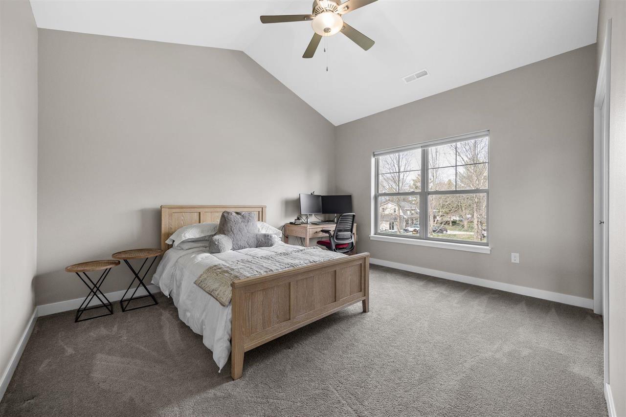 Highland Park Ave, Coralville, IA, 52241