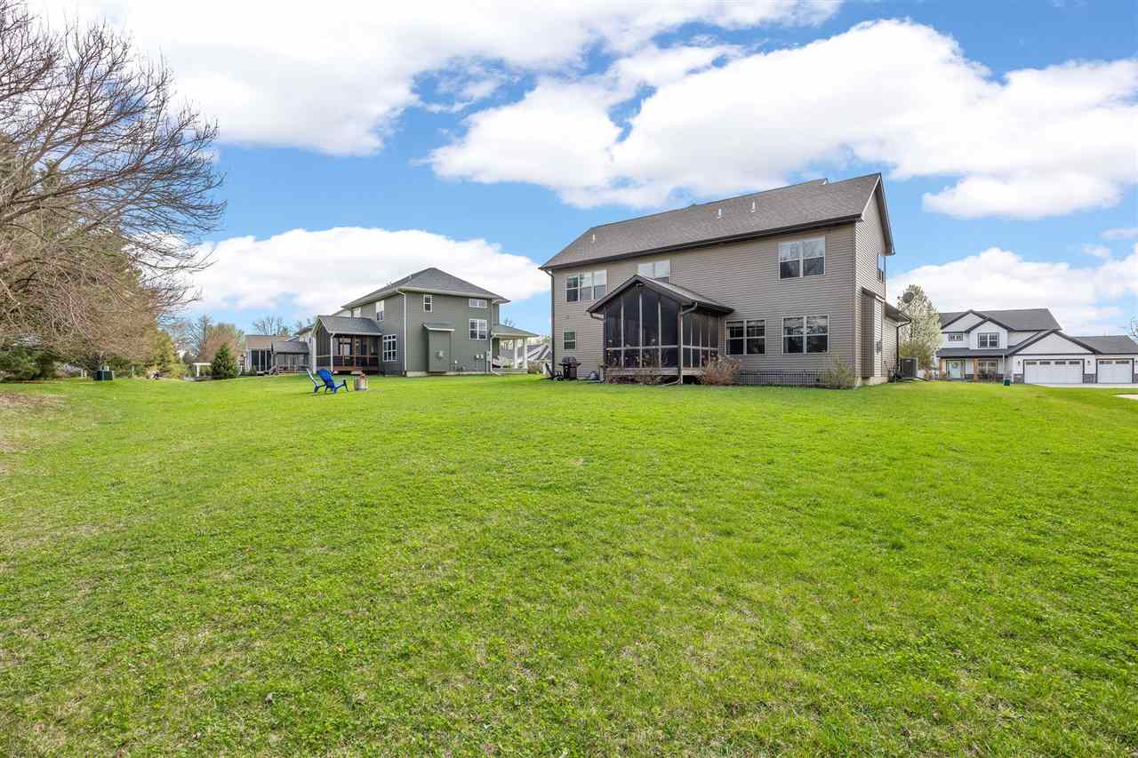 Highland Park Ave, Coralville, IA, 52241