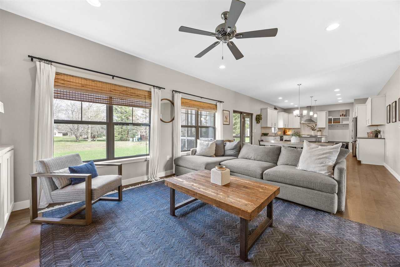 Highland Park Ave, Coralville, IA, 52241