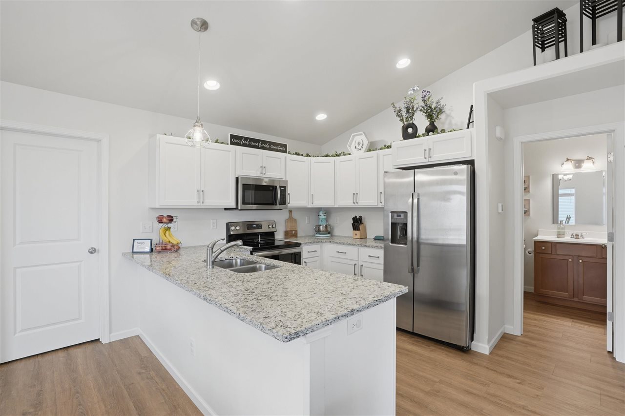 Hughes St, Coralville, IA, 52241