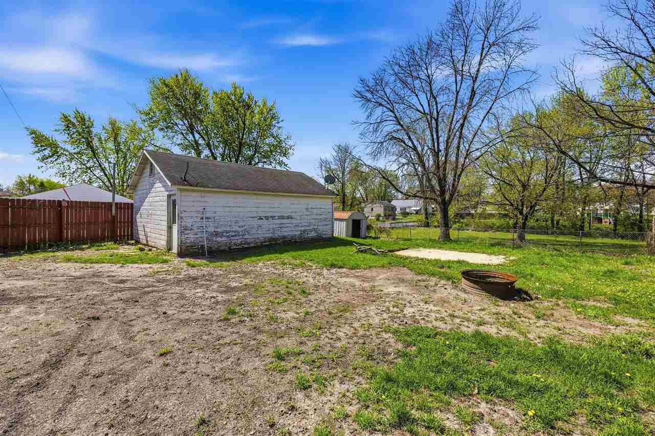 Property Photo 25