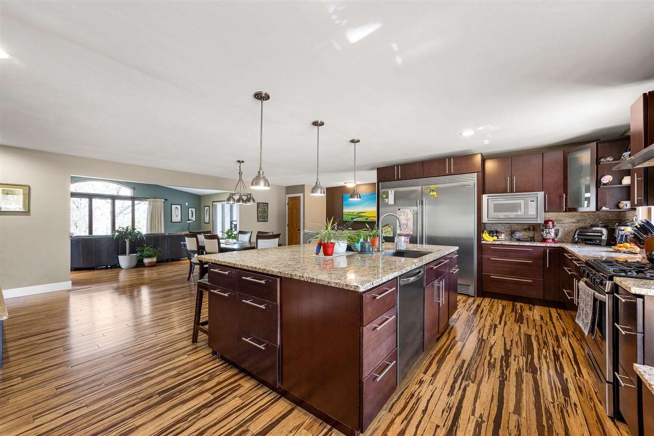 Sunset Dr Ne, Solon, IA, 52333