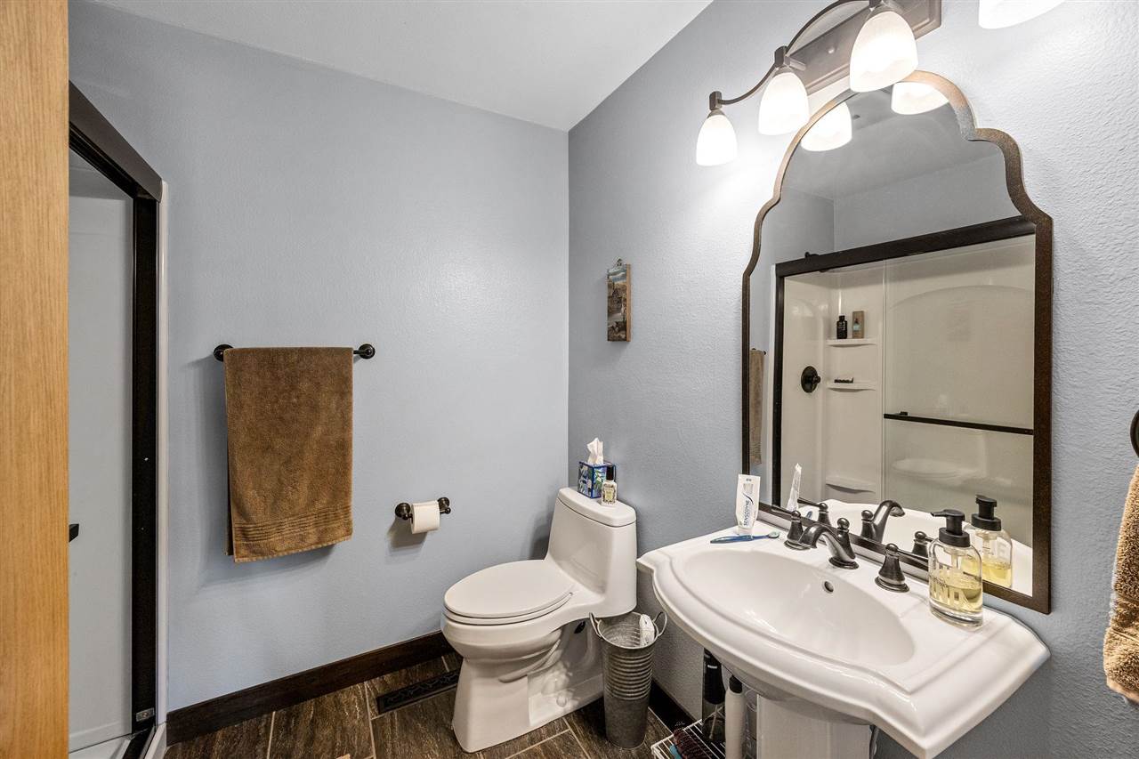Sunset Dr Ne, Solon, IA, 52333