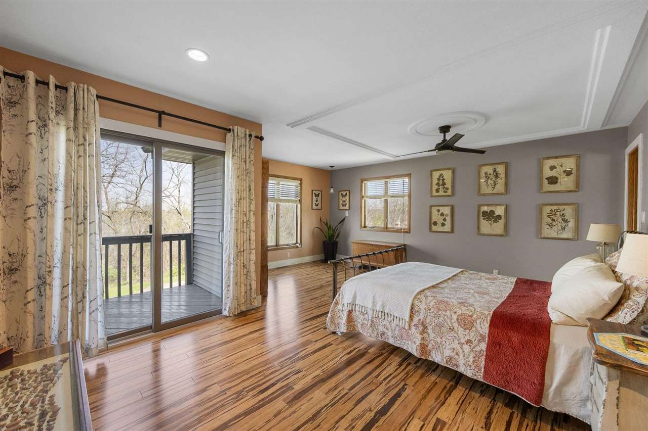 Sunset Dr Ne, Solon, IA, 52333