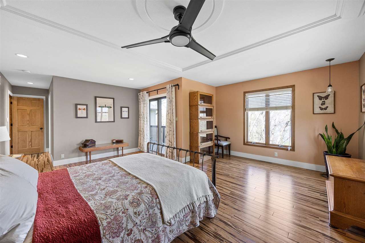Sunset Dr Ne, Solon, IA, 52333