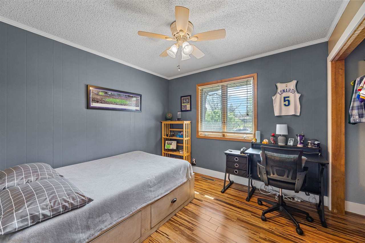 Sunset Dr Ne, Solon, IA, 52333