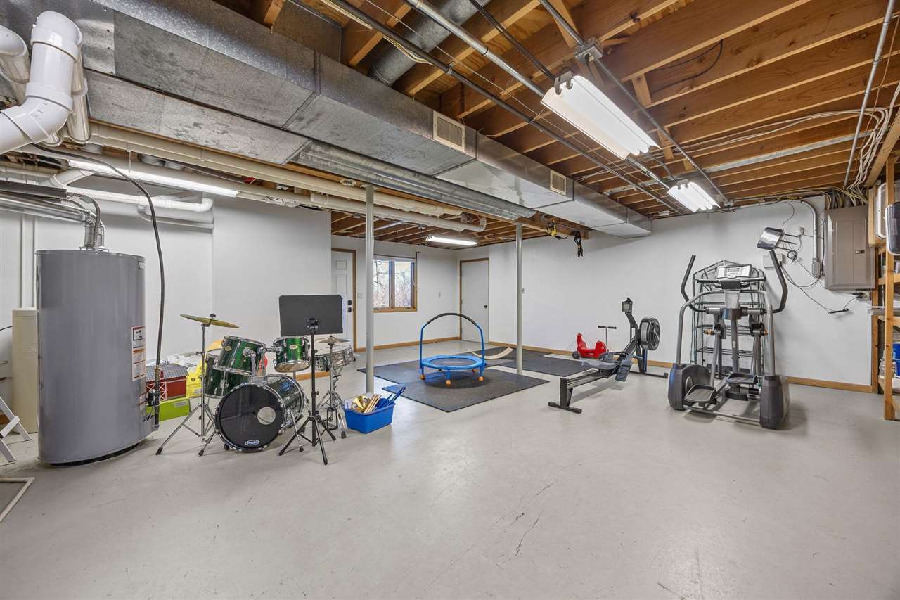 Sunset Dr Ne, Solon, IA, 52333