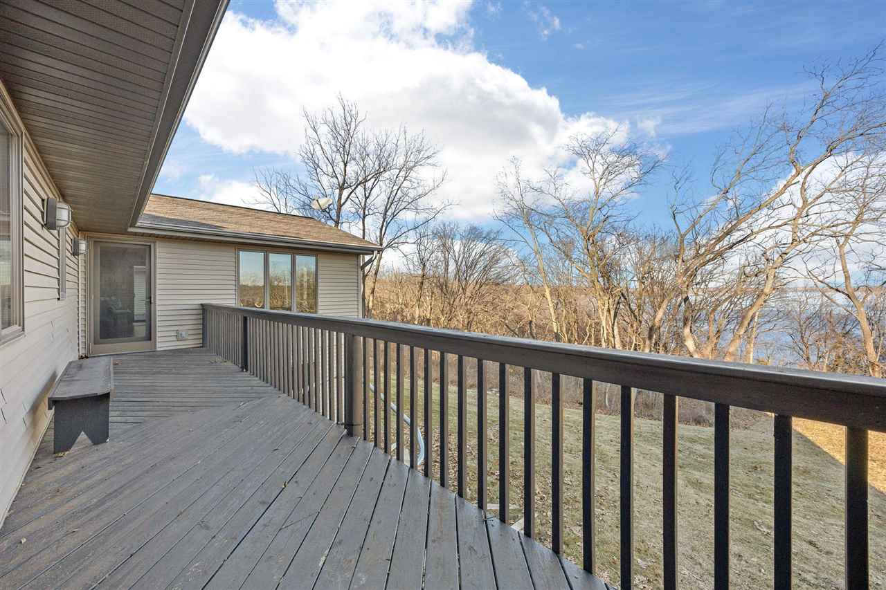 Sunset Dr Ne, Solon, IA, 52333