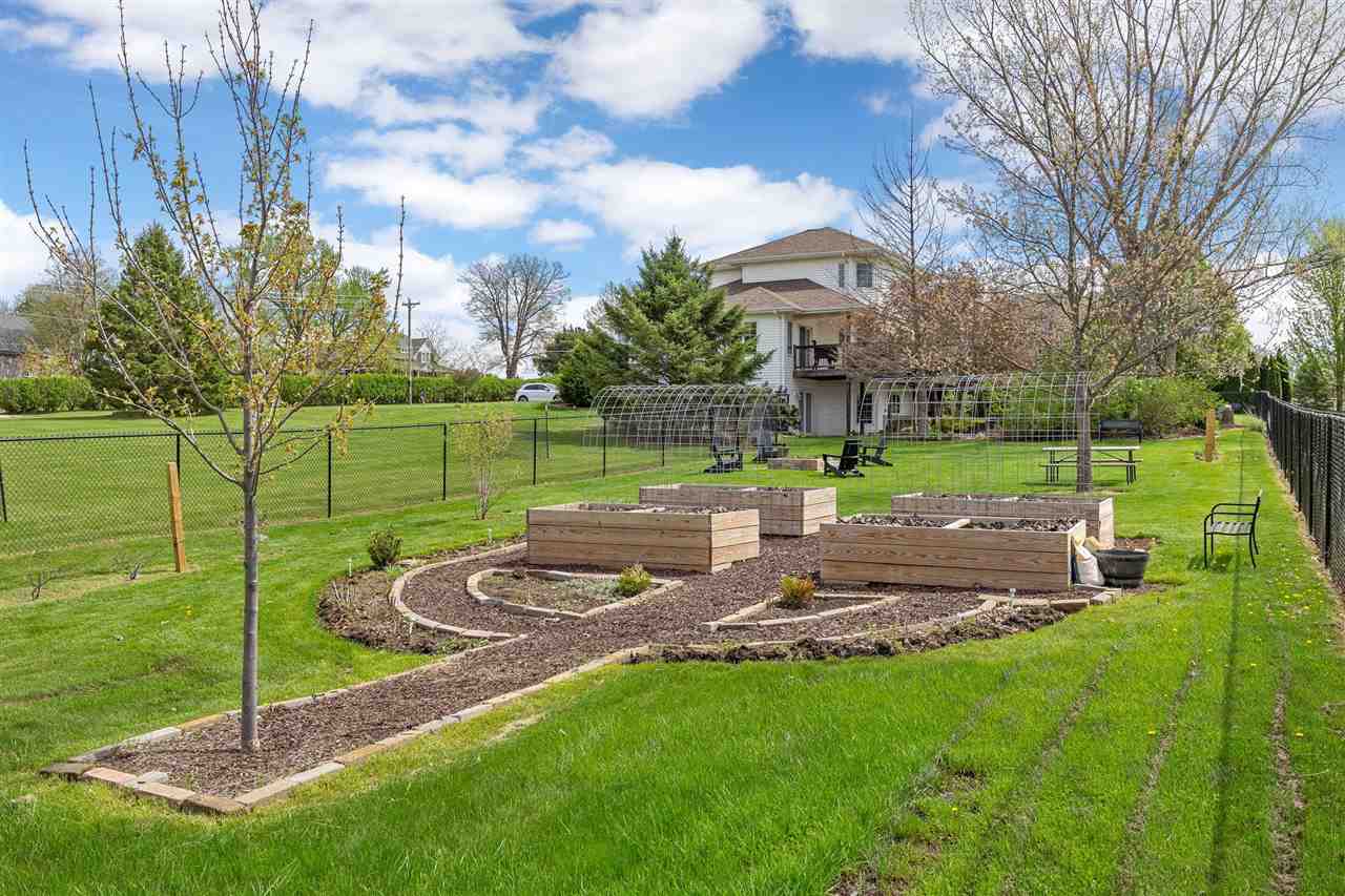 Property Photo 37
