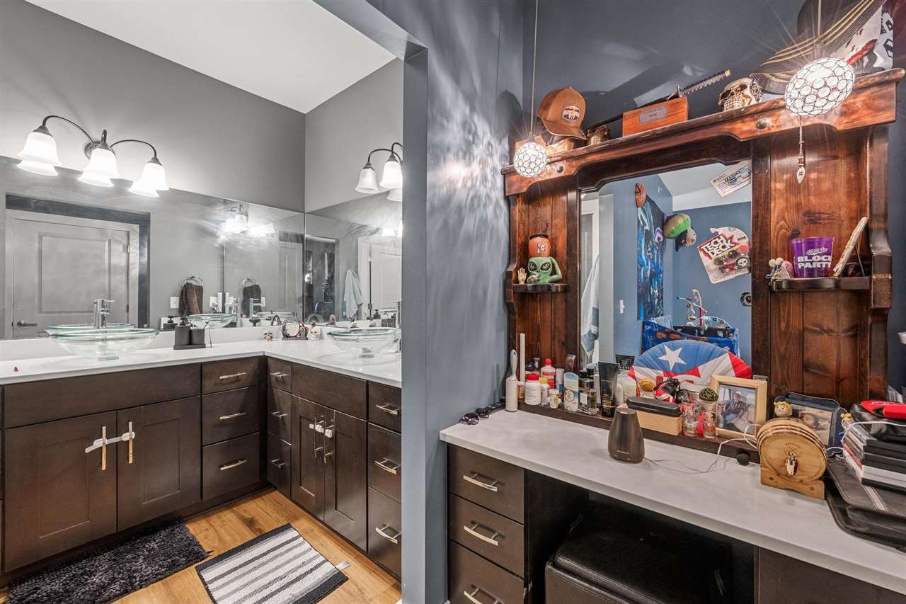 Property Photo 54