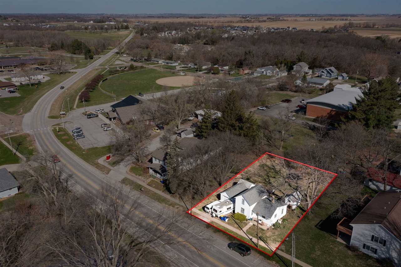 West Main St, Solon, IA, 52333