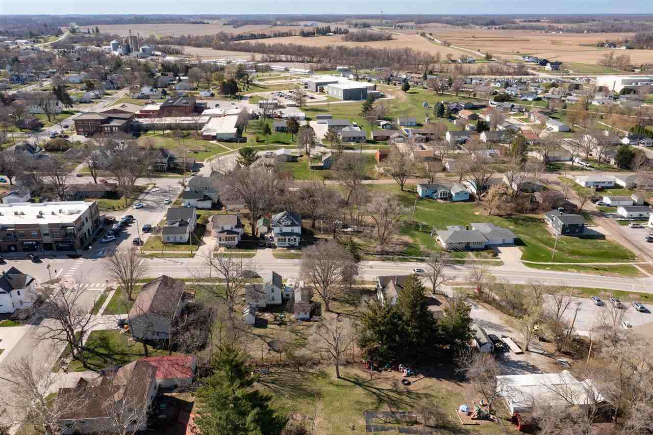 West Main St, Solon, IA, 52333