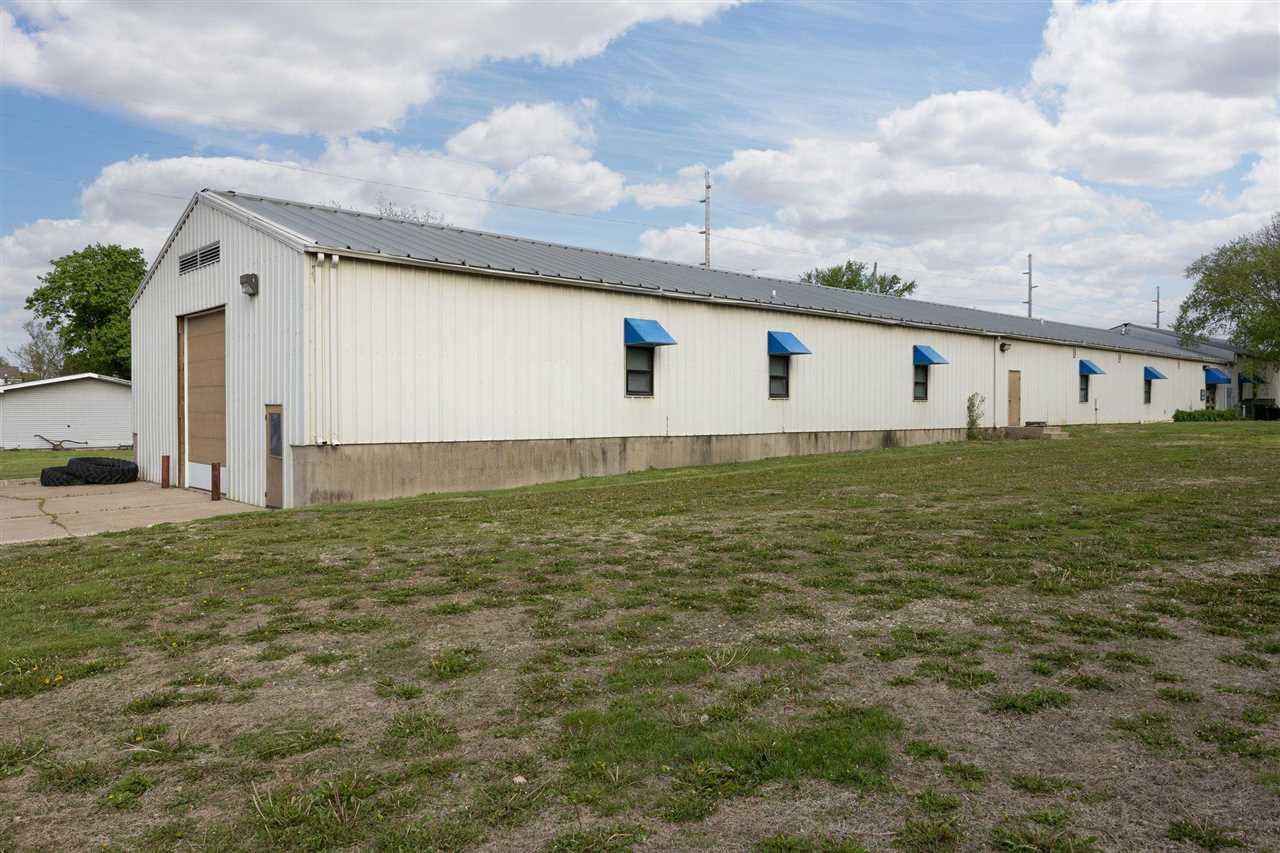 401 W 9th St Tipton IA 52772