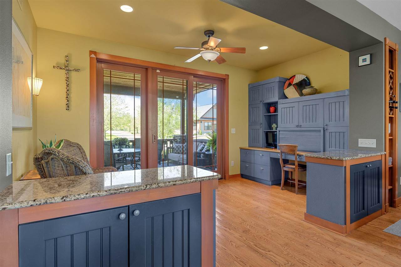Property Photo 26