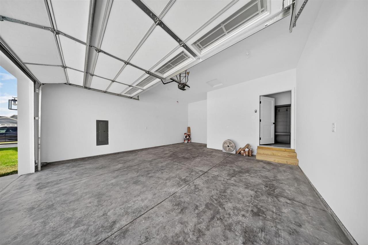 Property Photo 52