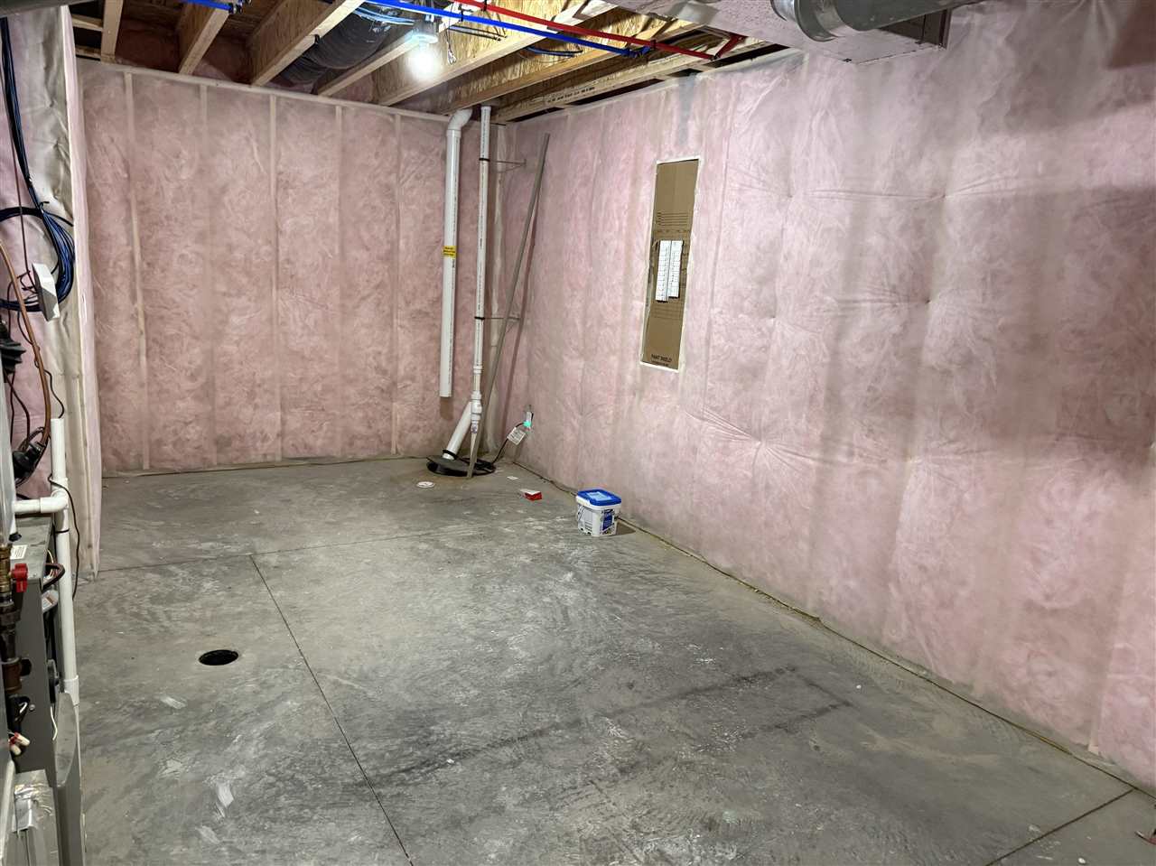 Property Photo 32