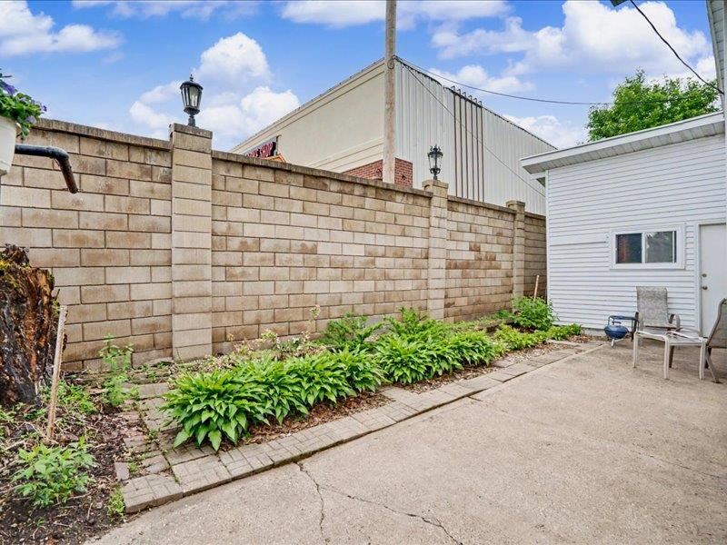 Property Photo 24