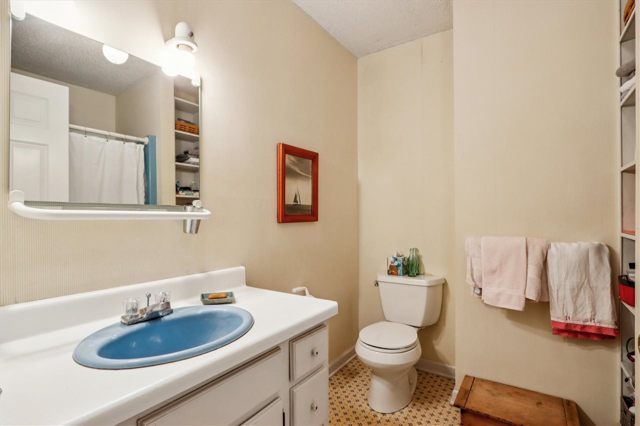 Property Photo 35
